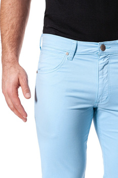 WRANGLER SPODNIE MĘSKIE GREENSBORO LIGHT BLUE W15QRU25N 112127056