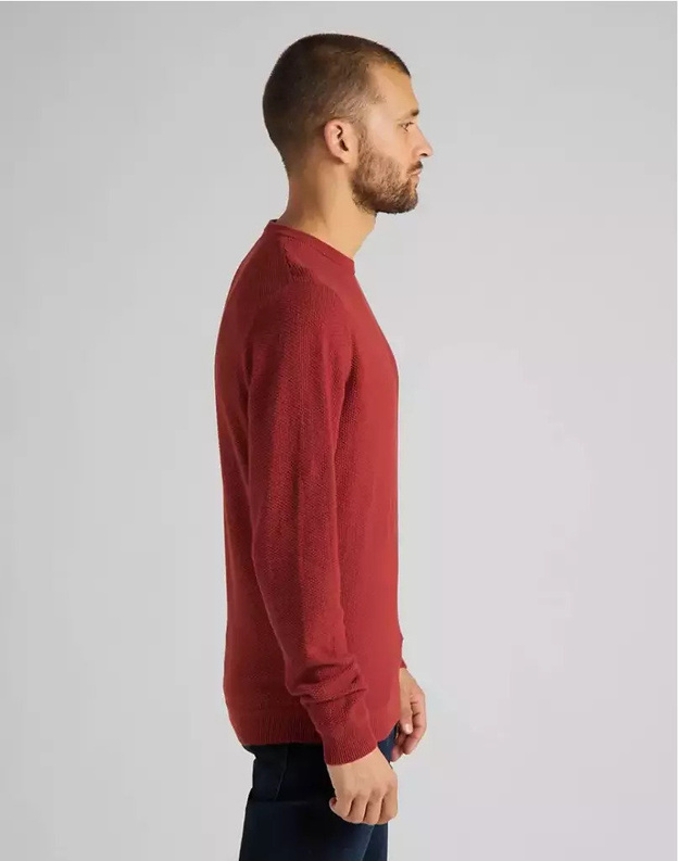 LEE BASIC TEXTURED CREW MĘSKA BLUZA REGULAR FIT RED OCHRE L85BOCOE 112122603
