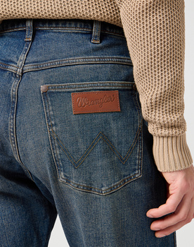 MESKIE SPODNIE WRANGLER FRONTIER SUNLIGHT INDIGO 112364422