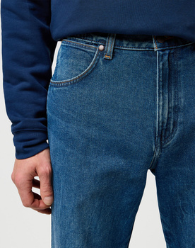 MESKIE SPODNIE WRANGLER FRONTIER RETRO BLUE 112370955