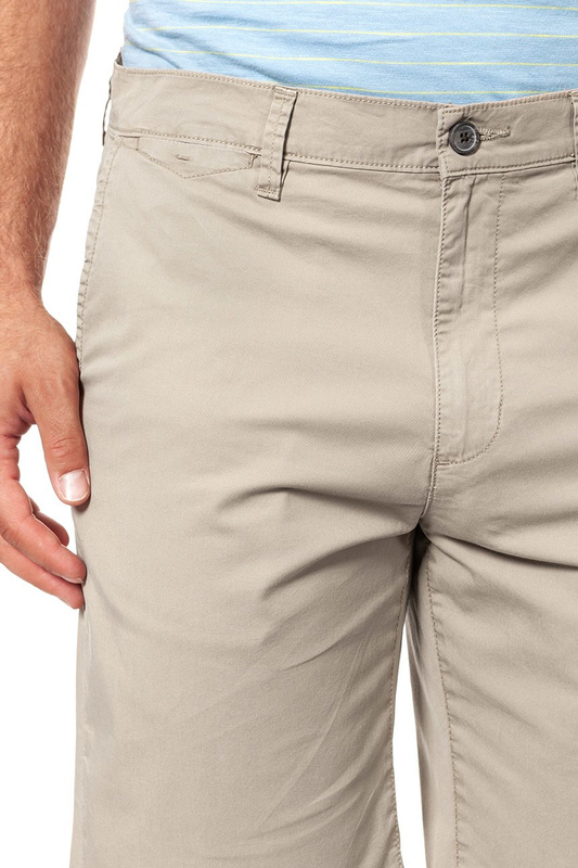 SPODENKI MĘSKIE WRANGLER CHINO SHORT CAMEL W14AKM175 112126559
