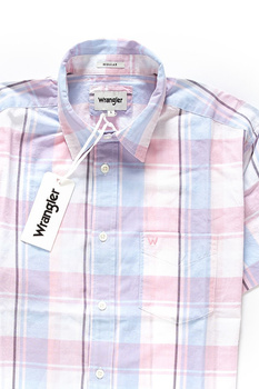 KOSZULA MĘSKA KRÓTKI RĘKAW WRANGLER SS 1PKT SHIRT CHALK PINK W5860NQWG 112129523