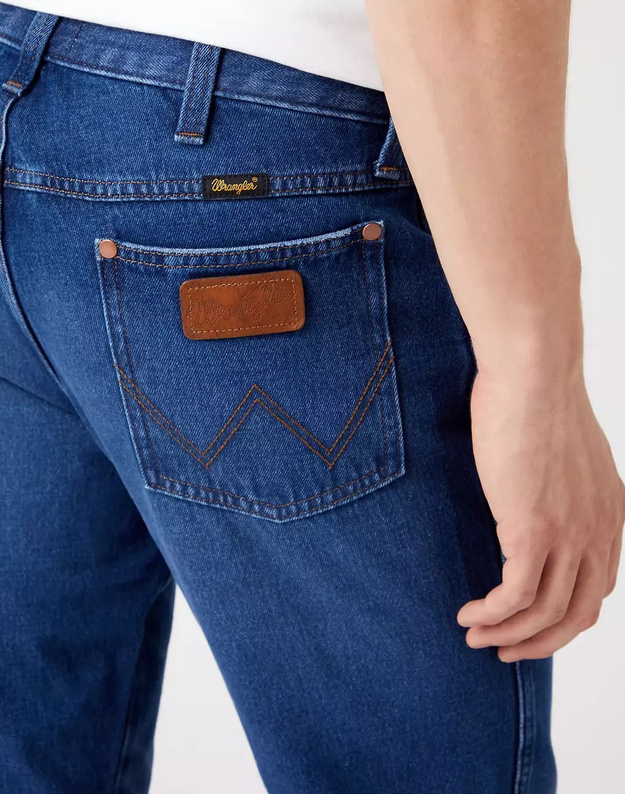 WRANGLER GREENSBORO MĘSKIE SPODNIE JEANSOWE BRUSHED MID BLUE W15QAL15O 112324523
