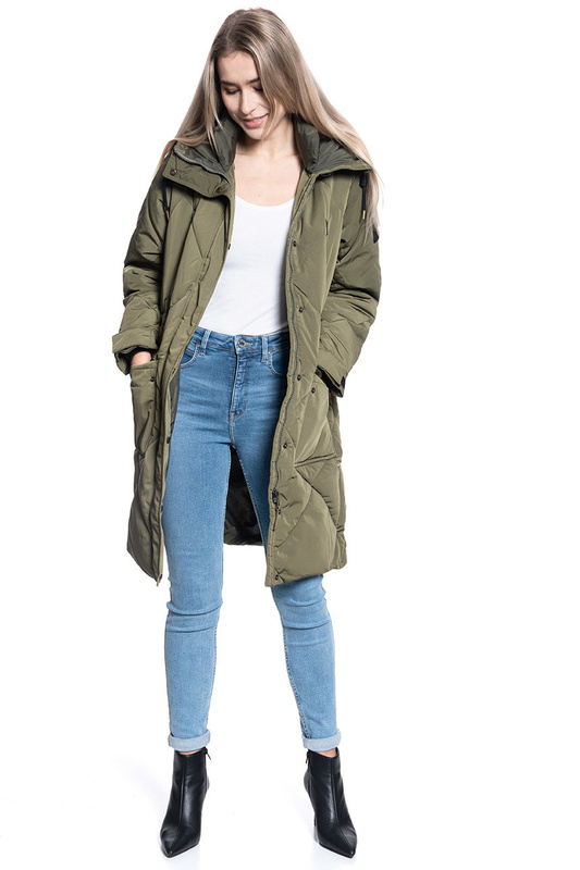 DAMSKA KURTKA ZIMOWA LEE ELONGATED PUFFER OLIVE GREEN L56FMKNX 112113036