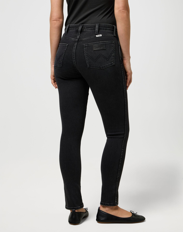 DAMSKIE SPODNIE WRANGLER SIENNA BLACK WASH 112371164