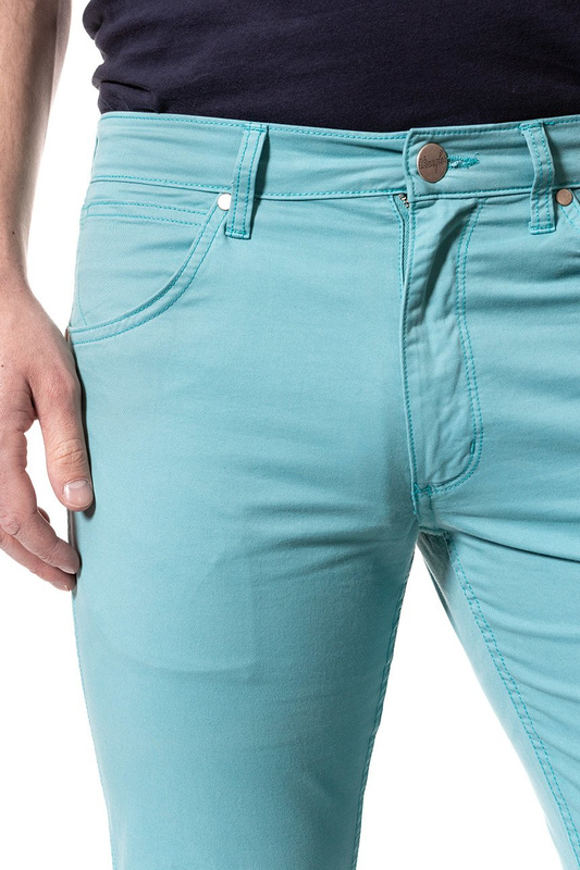 WRANGLER SPODNIE MĘSKIE GREENSBORO DUSTY TURQUOISE W15QRU25T 112127057
