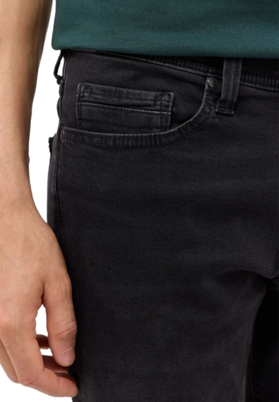 Męskie Spodnie jeansowe Mustang Style Vegas Slim Denim Black 1016794 4000 982