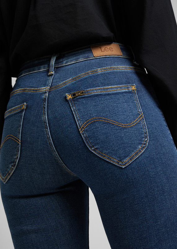 LEE DAMSKIE SPODNIE JEANSOWE LEE FOREVERFIT CLEAN RILEY L32SOVWD 112145053