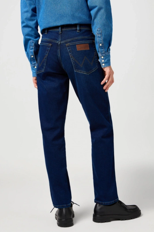 WRANGLER MĘSKIE SPODNIE JEANSOWE TEXAS COSMIC BLUE 112362343