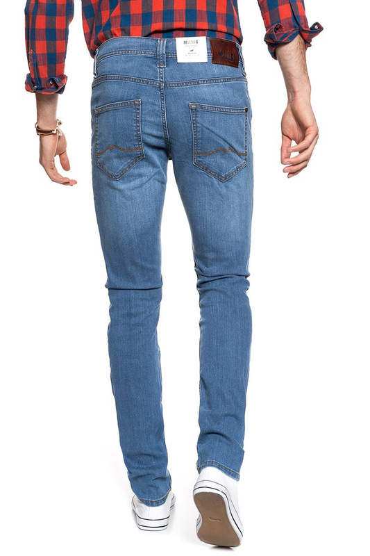 SPODNIE MĘSKIE MUSTANG SPODNIE MĘSKIE Jeans Bosten Slim Fit Fresh Blue 1007660 5000 602