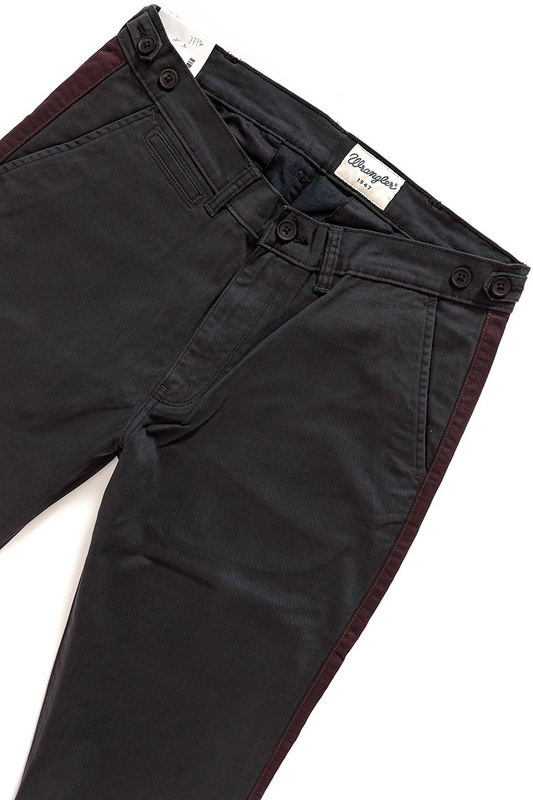 WRANGLER SPODNIE MĘSKIE CHINO NAVY W16LGV114 112127306