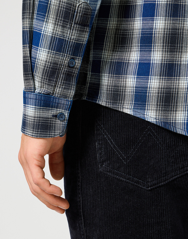 MĘSKA KOSZULA KRATA WRANGLER 1 PKT INDIGO SHIRT NAVY 112357226