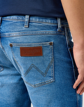 MESKIE SPODENKI WRANGLER COLTON SHORTS PRAIRIE ROSE 112362488