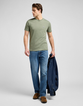 MESKA KOSZULKA  LEE SS PATCH LOGO TEE OLIVE STONE 112370497