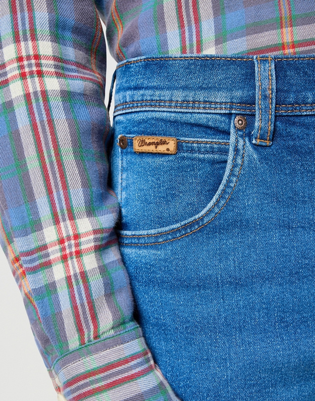 WRANGLER MĘSKIE SPODNIE JEANSOWE WRANGLER TEXAS SLIM RIDGE WASH 112358218