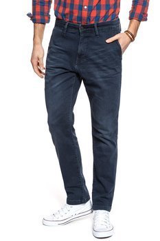 MUSTANG RealX Chino MĘSKIE SPODNIE MATERIAŁOWE ROZCIĄGLIWE DRES Dark Blue Denim 1008081 5000 883