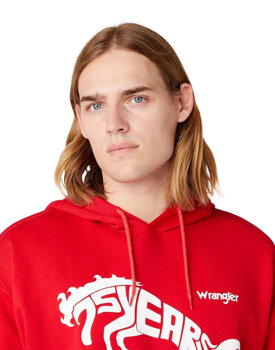 WRANGLER 75TH ANNI HOODIE MĘSKA BLUZA LOGO NADRUK CHINESE RED W645HTXCJ