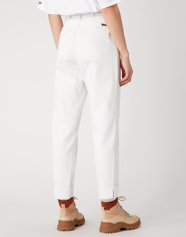 DAMSKIE SPODNIE JEANSOWE WRANGLER WINTER WHITE W22HHQ149