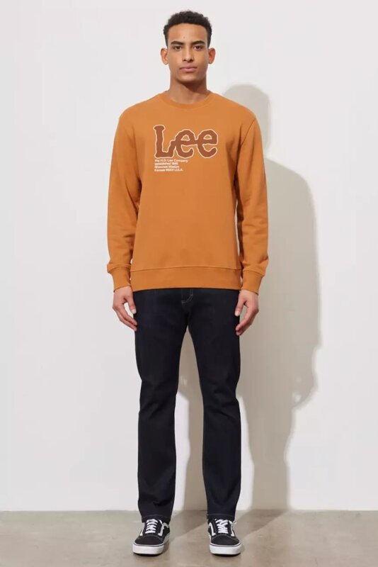 LEE SEASONAL LOGO CREW SWS MĘSKA BLUZA NADRUK CARAMEL L84QTJ99