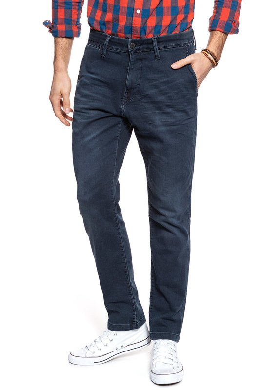 MUSTANG RealX Chino MĘSKIE SPODNIE MATERIAŁOWE ROZCIĄGLIWE DRES Dark Blue Denim 1008081 5000 883