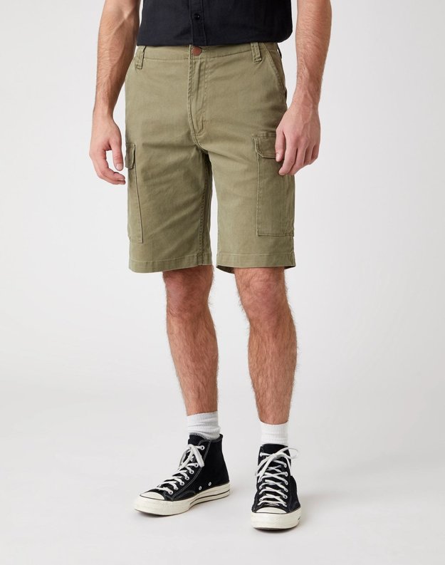 SPODENKI MĘSKIE WRANGLER CASEY CARGO SHORTS LONE TREE GREEN W1C350G38