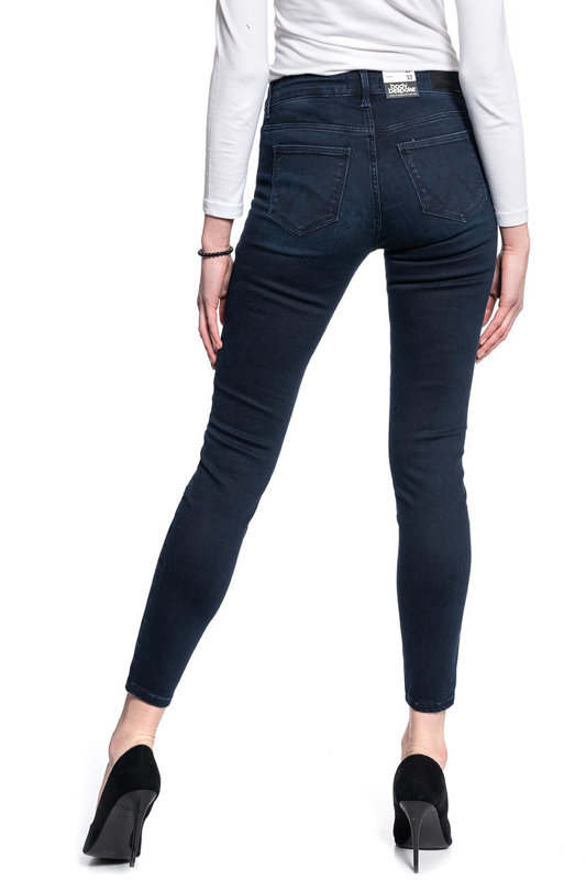 SPODNIE DAMSKIE WRANGLER SKINNY SOFT BLUE W28KJV51J