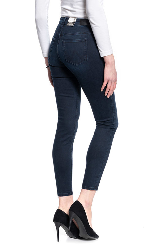 SPODNIE DAMSKIE WRANGLER SKINNY SOFT BLUE W28KJV51J