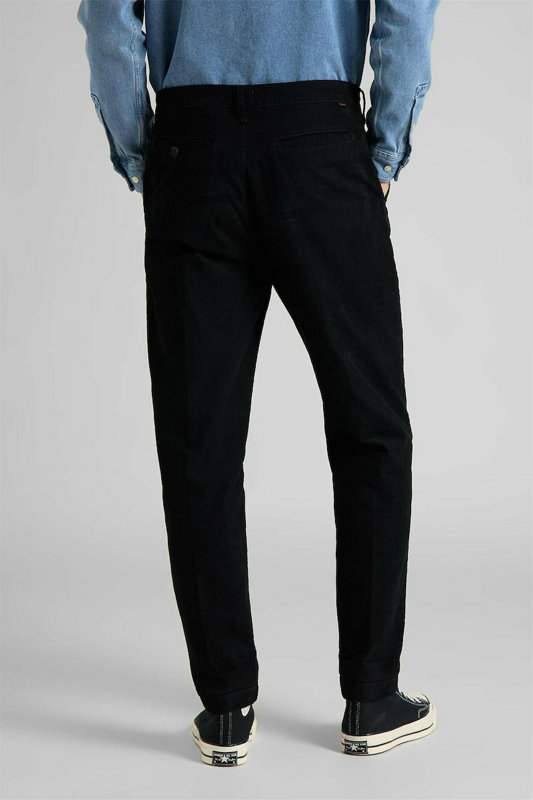 SPODNIE MĘSKIE LEE TAPERED CHINO BLACK L70RQM01