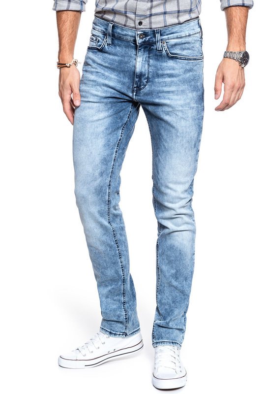 SPODNIE MĘSKIE MUSTANG Jeans Vegas Slim Fit  Light Used Blue 1008321 5000 435