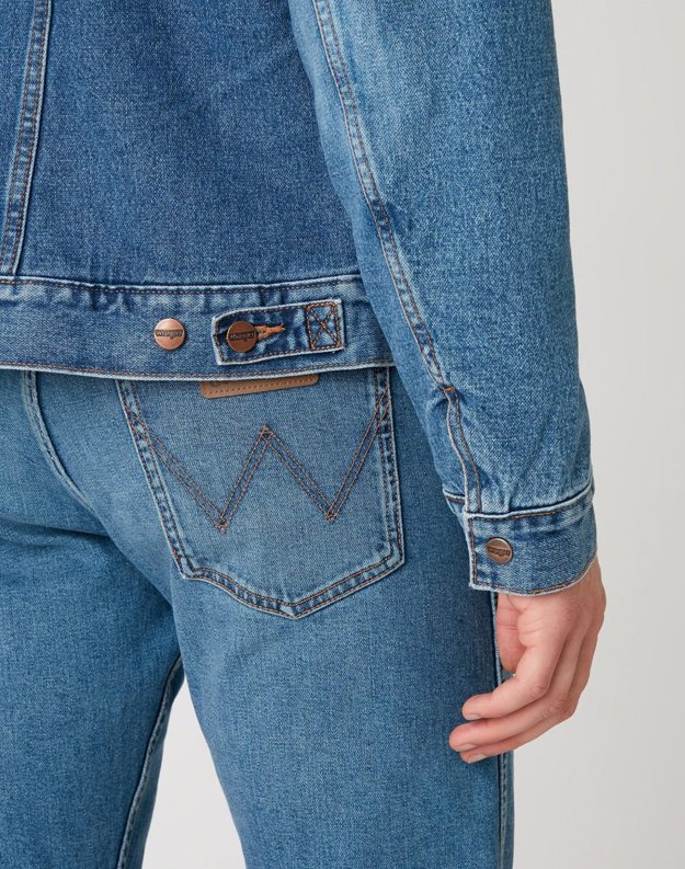 WRANGLER 124MJ SHERPA MĘSKA KURTKA JEANSOWA LOGO 3 YEARS W4MSUG10K