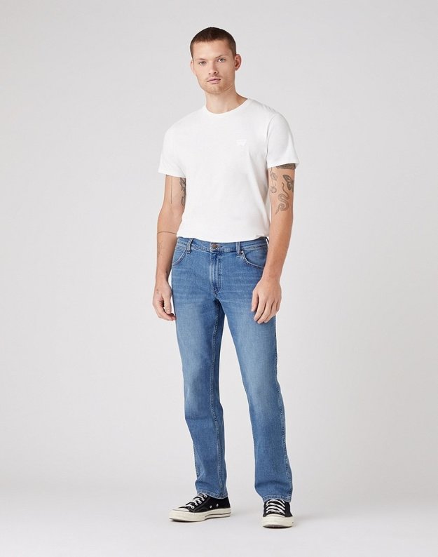 WRANGLER GREENSBORO MĘSKIE SPODNIE JEANSOWE DUSKY CLOUD W15QYJ38R