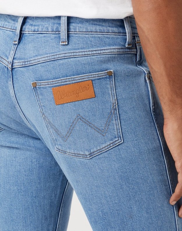 WRANGLER GREENSBORO MĘSKIE SPODNIE JEANSOWE JEANSY WILD CARD W15QJXZ60