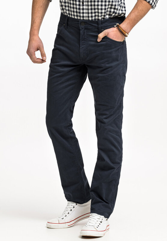 WRANGLER GREENSBORO MĘSKIE SPODNIE MATERIAŁOWE CHINO CHINOSY MARINE NAVY W15QOFB14