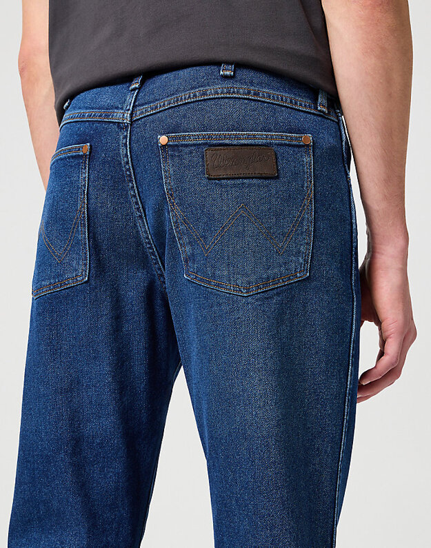 WRANGLER LARSTON MĘSKIE SPODNIE JEANSOWE JEANSY DŻINSY THE ROCK W18S8450X