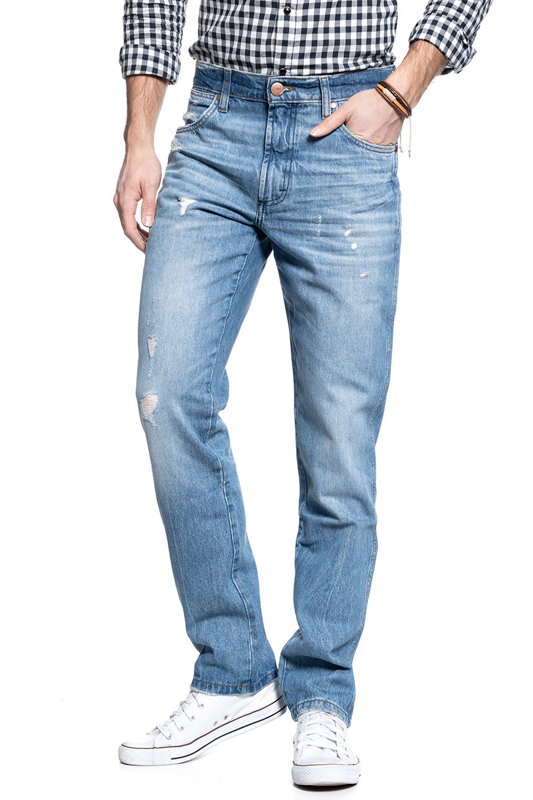 WRANGLER SPODNIE MĘSKIE GREENSBORO FADED BLUE W15QY1306