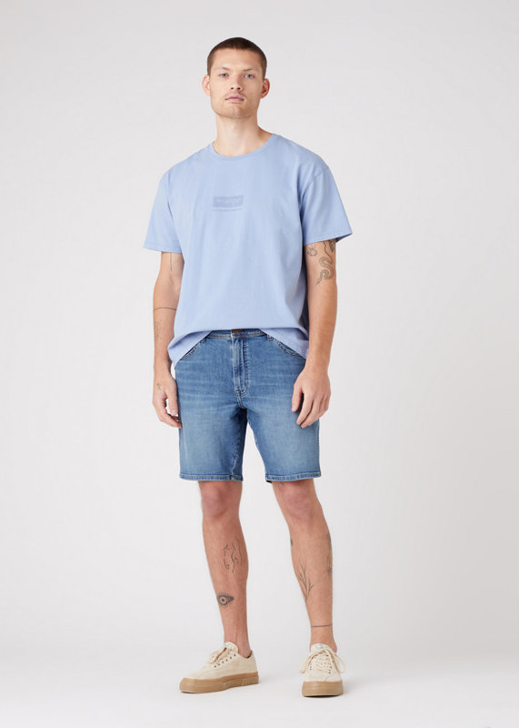 WRANGLER TEXAS SHORTS MĘSKIE KRÓTKIE SPODENKI SZORTY JEANSOWE LOGO DUSKY CLOUD W11CYJ38R