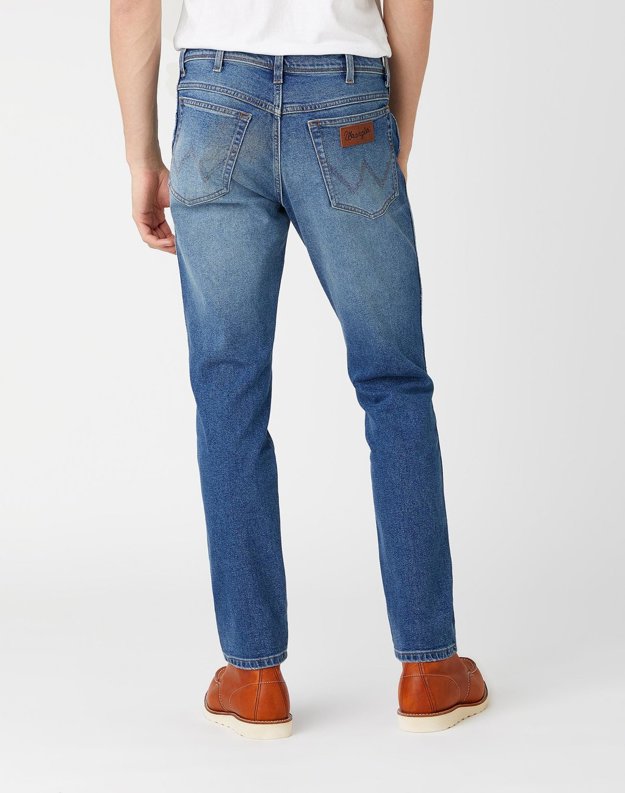 WRANGLER TEXAS TAPER MĘSKIE SPODNIE JEANSOWE BLUE CHILL W12TU898T