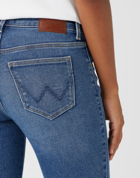 DAMSKIE SPODNIE JEANSOWE WRANGLER SKINNY AIRBLUE W28K-TX-386