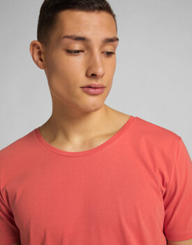 MĘSKI T-SHIRT LEE ELONGATED TEE WASHED RED L62JEPQM