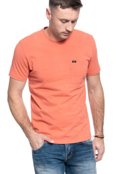 MĘSKI T-SHIRT LEE SS POCKET TEE PAPRIKA L64PSWNI