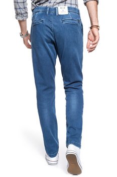 SPODNIE MATERIAŁOWE MĘSKIE MUSTANG RealX Chino DENIM BLUE 1008081 5000 582