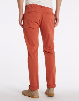 WRANGLER CHINO MĘSKIE SPODNIE MATERIAŁOWE RED OCHRE W14LP773J