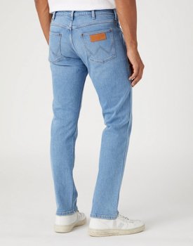 WRANGLER GREENSBORO MĘSKIE SPODNIE JEANSOWE JEANSY WILD CARD W15QJXZ60