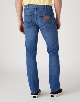 WRANGLER GREENSBORO MĘSKIE SPODNIE JEANSOWE SMOKE SEA W15QYLZ71