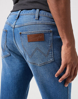 WRANGLER LARSTON MĘSKIE SPODNIE JEANSOWE JEANSY DŻINSY GARNER BLUE W112350846