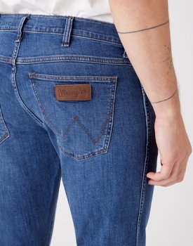 WRANGLER LARSTON  MĘSKIE SPODNIE JEANSOWE SPOTLITE W18SYJ38N