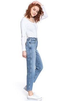 WRANGLER MOM JEANS ASH CLOUD W246RI97I SAMPLE