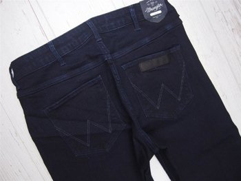 WRANGLER SARA BLACK AND BLUE W212Q941J      $    