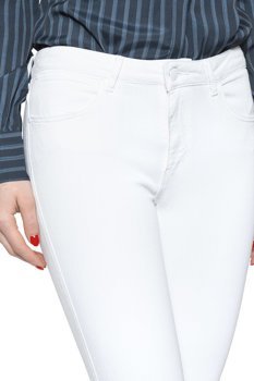 WRANGLER SKINNY CROP WHITE W28MGO989 SAMPLE