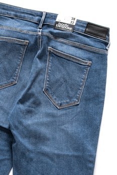 WRANGLER SLIM PERFECT BLUE W28LRF17P SAMPLE